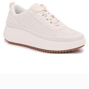 Elegant Cream Platform Sneakers
